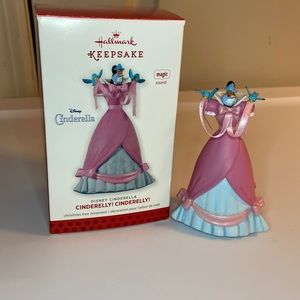 Disney’s Cinderella Hallmark Ornament (2013)